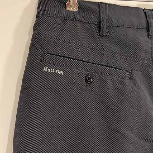 HURLEY Boys 18 H2O-DRI Flat Front Walk Shorts Hybrid Board Shorts Gray Black EUC - Picture 4 of 6